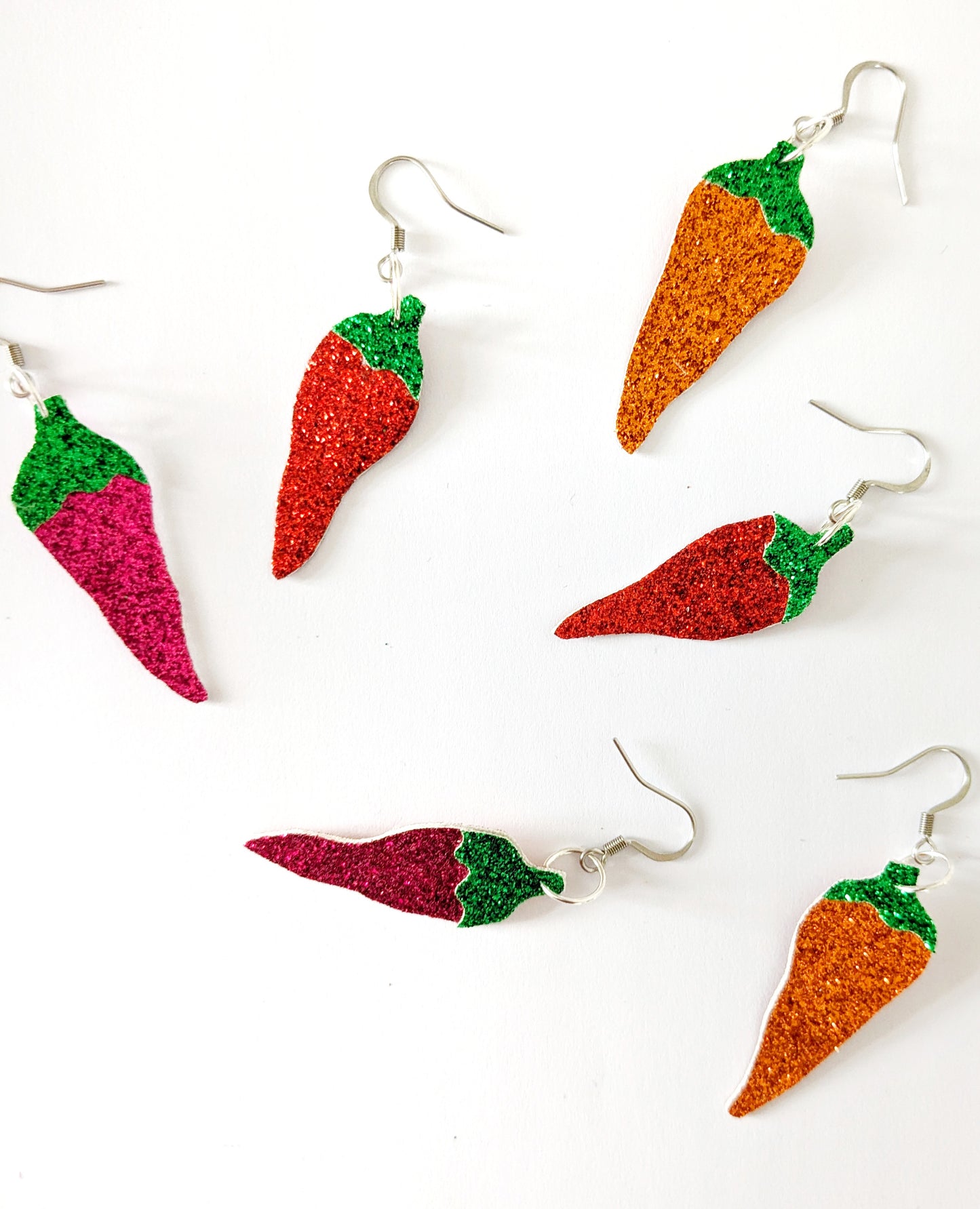 Neurospicy Mini Chilli Pepper Earrings - Hot Red