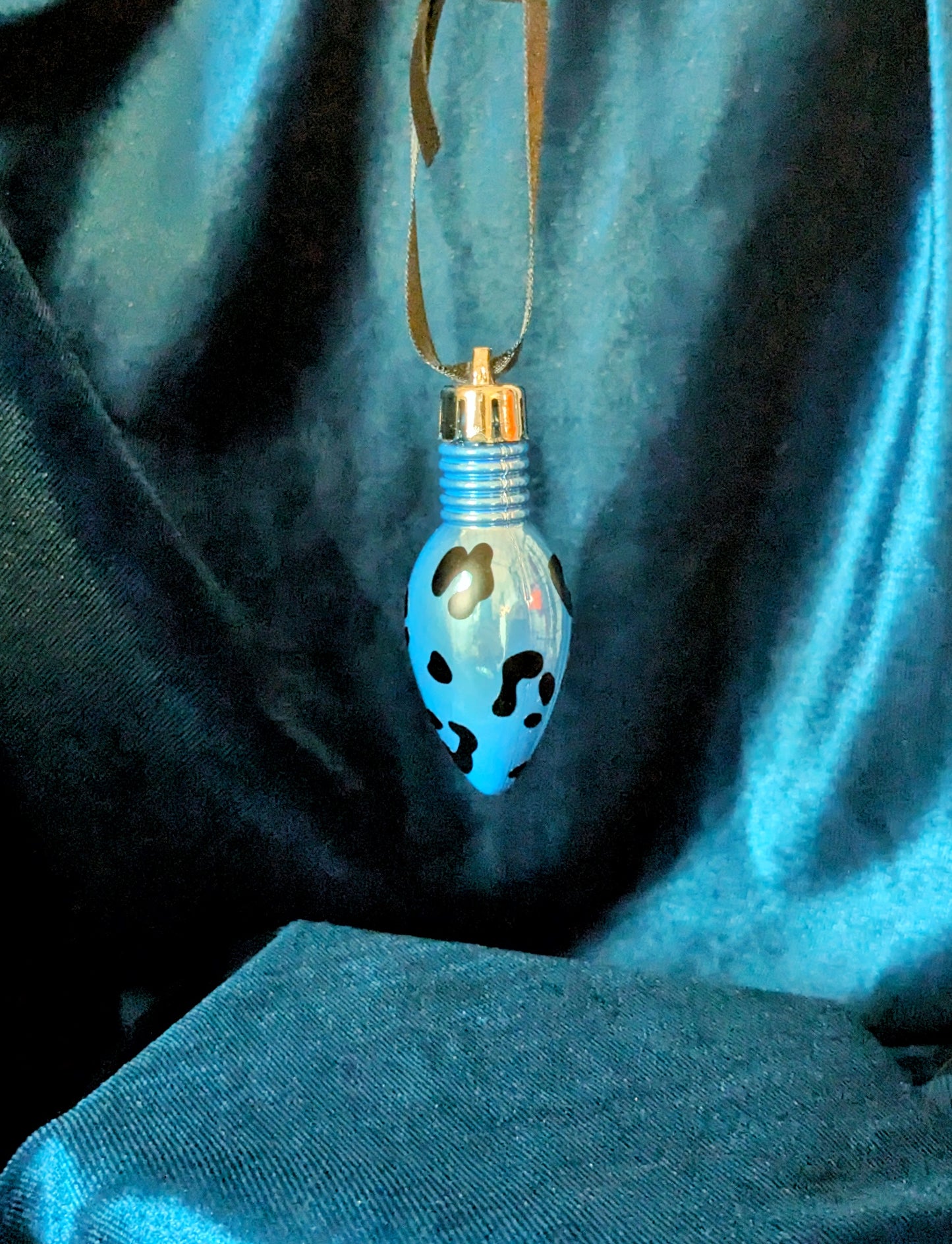 Leopard Print Bulb Bauble Tree Decorations