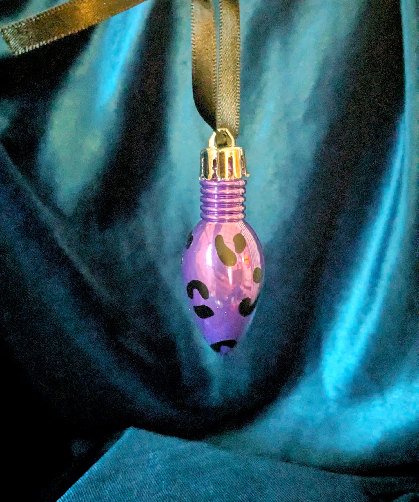 Leopard Print Bulb Bauble Tree Decorations