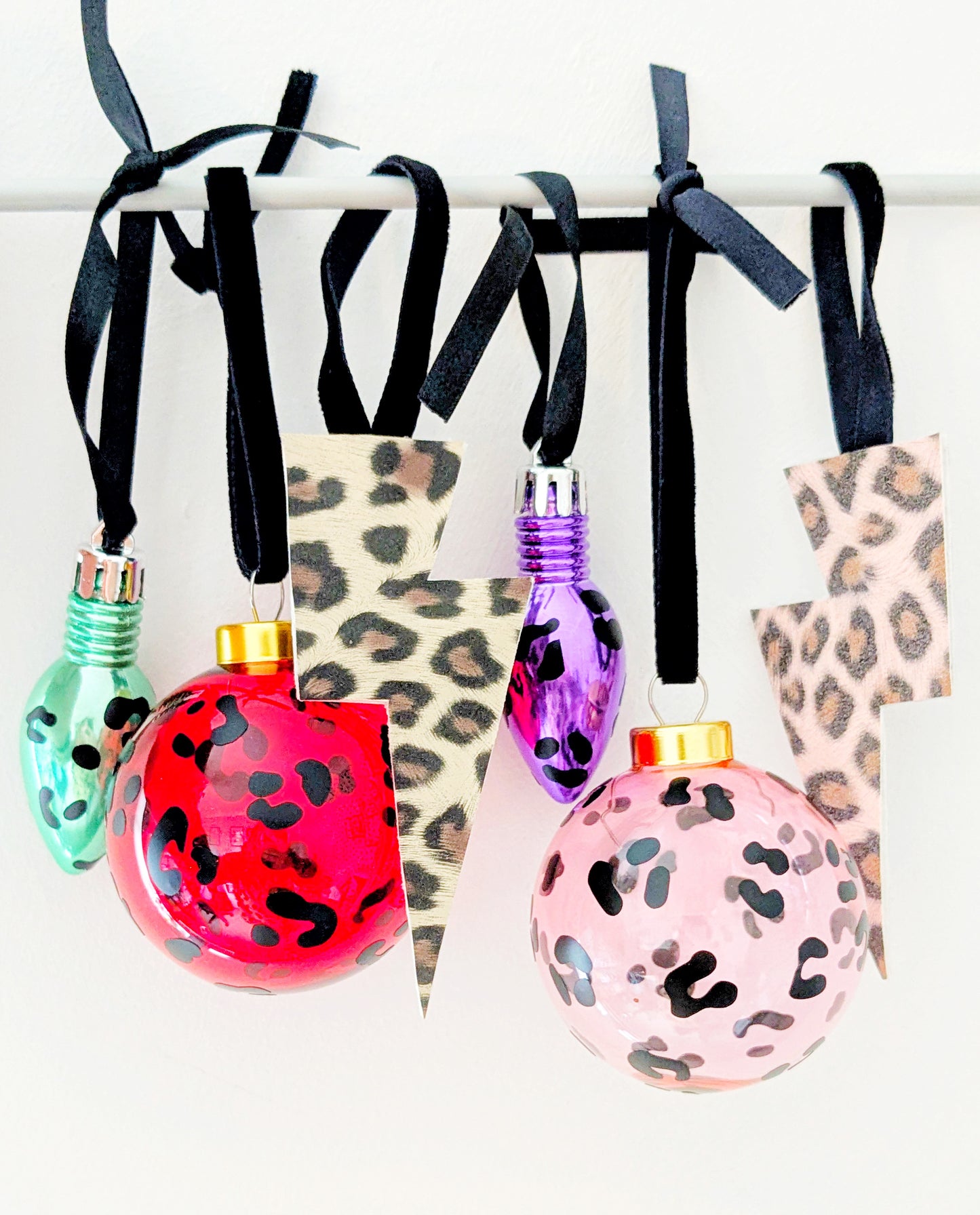 Leopard Print Glass Bauble - Pink